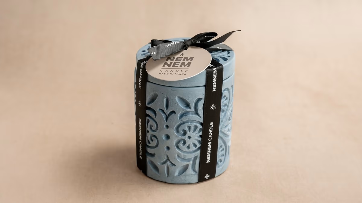 Nem Nem Blue Heart Shape Small Cylinder Candle